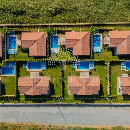 Sunteos Ξενοδοχείο *