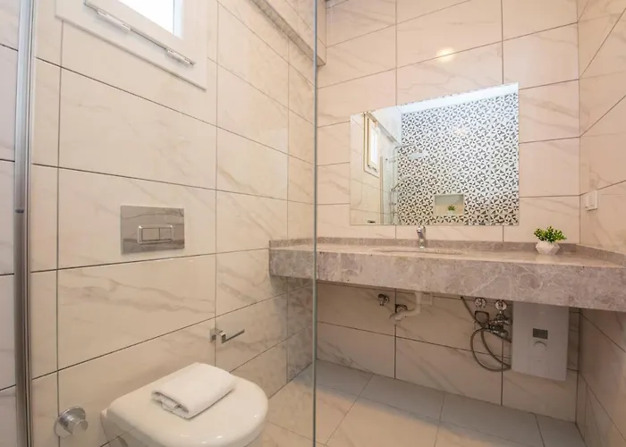 Sunteos Φετιγιέ