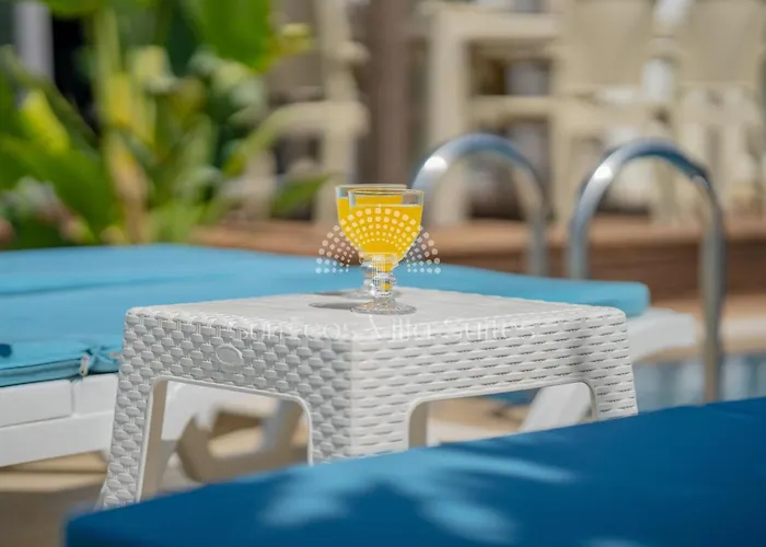 Sunteos Φετιγιέ